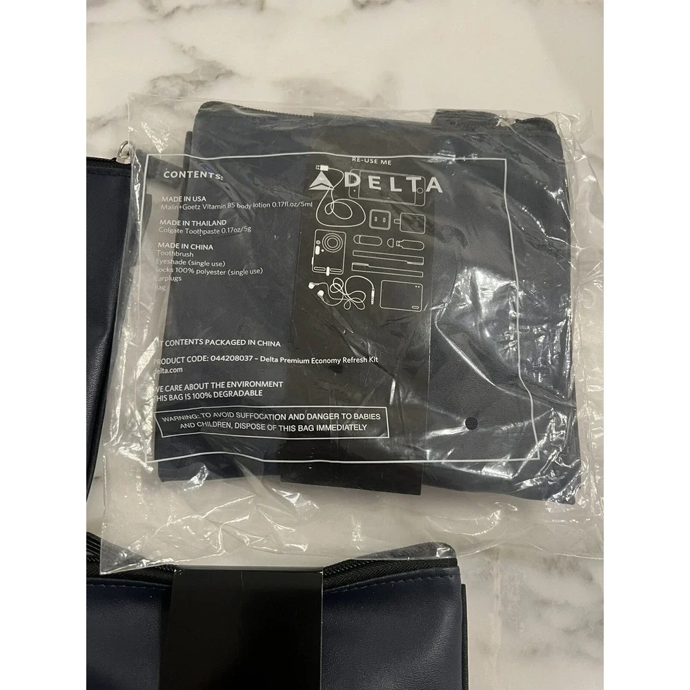 2 Delta First Class Amenity Kit By Tumi Luggage Travel Accessories 1 Empty Bag
